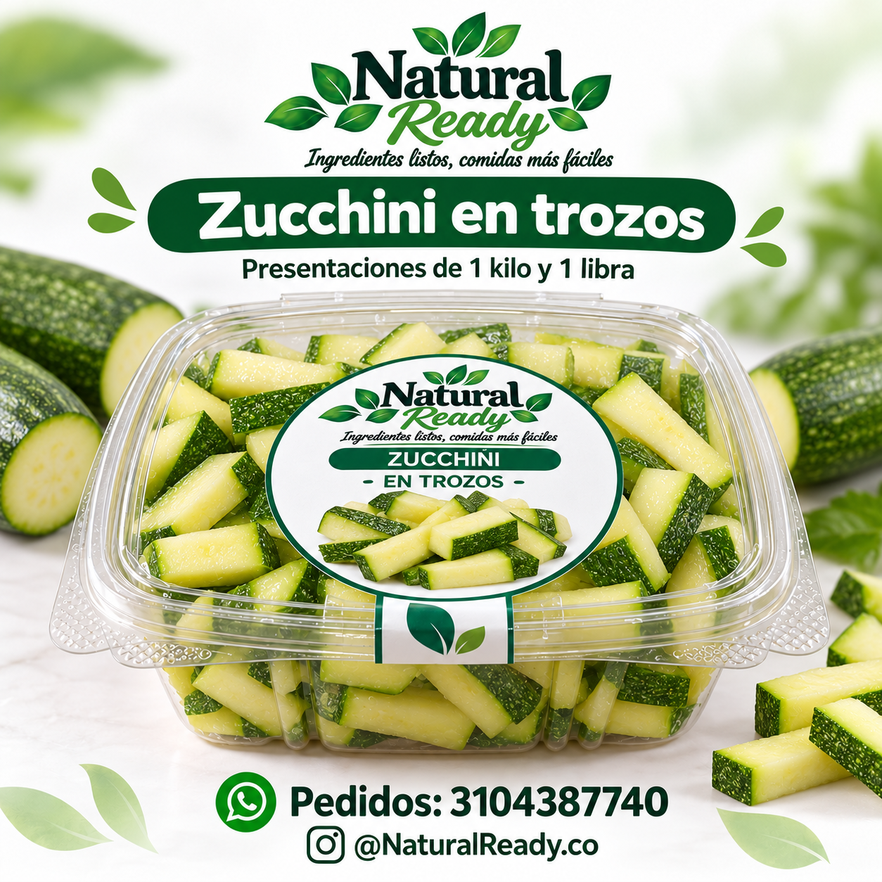 Zucchini en trozos para la ensalada tibia